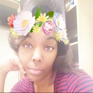 Meet your Posher, Kayla